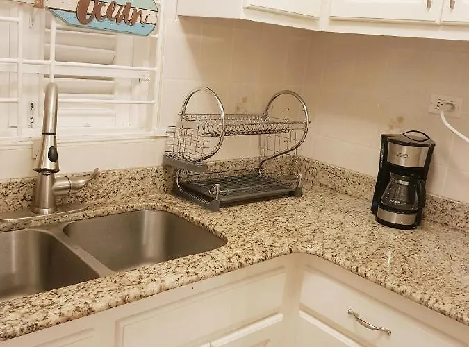 Amazing Location! Walk To Town, & Dinner - Payment Required To Reserve Apartamento Ocho Ríos